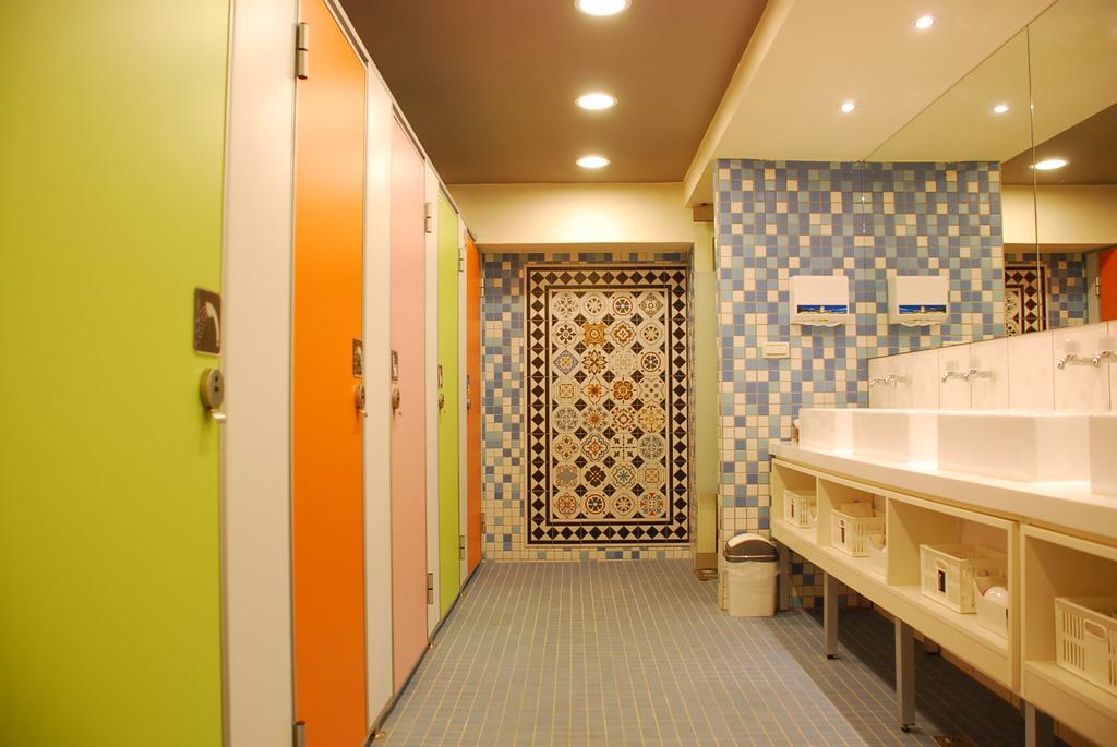 Taipei Livepal Hostel Экстерьер фото